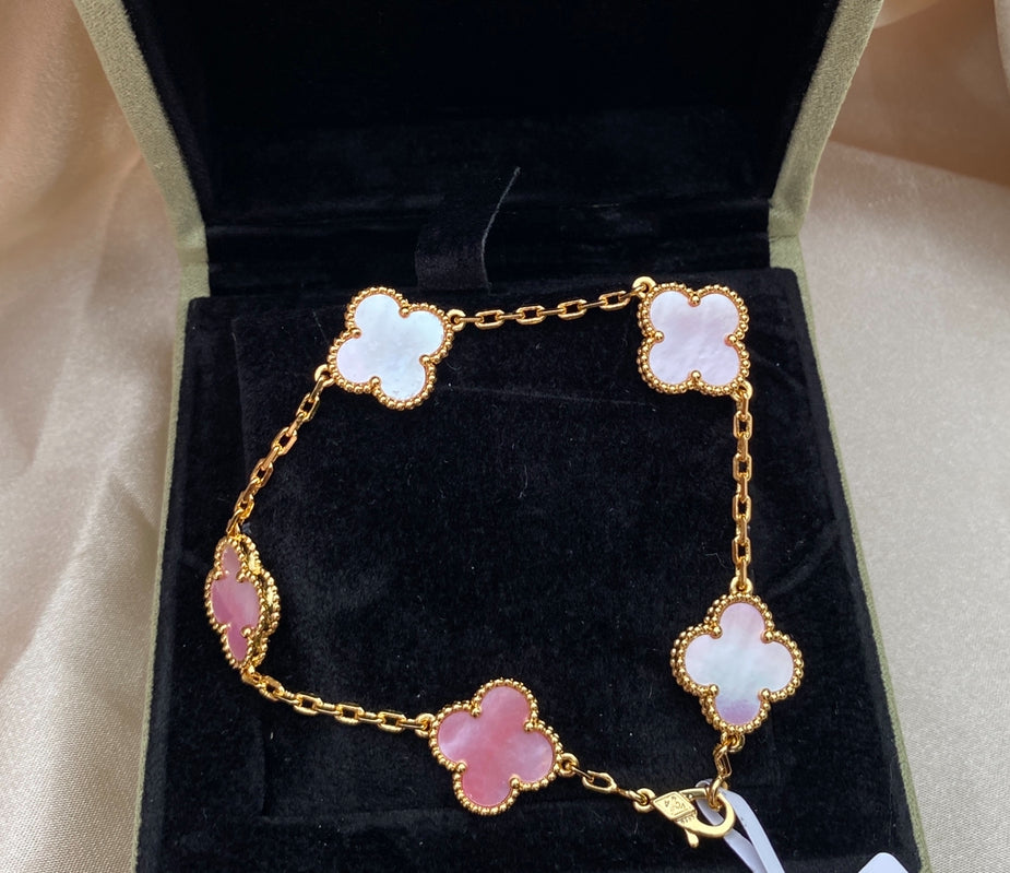 Ella Gold Clover Bracelet,18k Gold Plated
