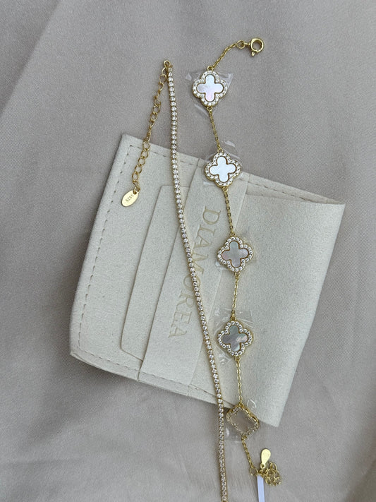 925 Solid Silver Ella Clover Bracelet with Real Pearl