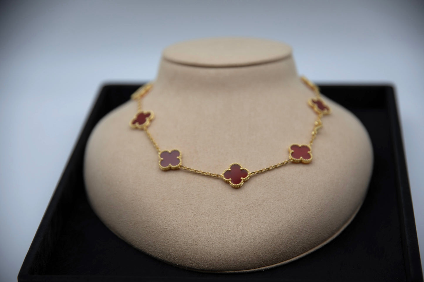 Ella 10 Motif Clover Necklace,18k Gold, Waterproof
