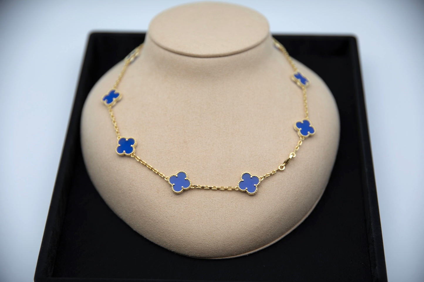 Ella 10 Motif Clover Necklace,18k Gold, Waterproof